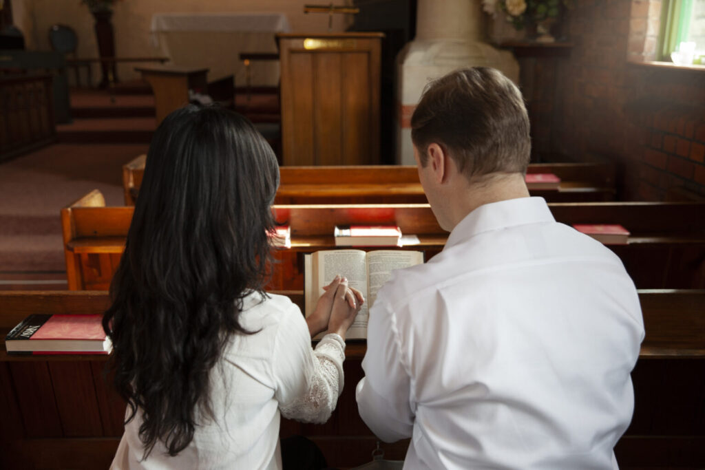 Quiénes pueden colaborar en la preparación al Matrimonio