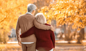 Una pareja que convive desde hace décadas también debe participar en la Catequesis Matrimonial